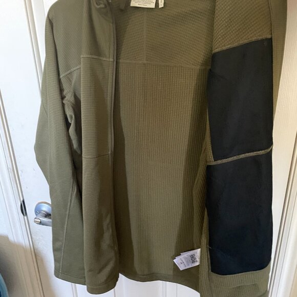NEW Fjallraven Mens Abisko Lite Fleece Full Zip Jacket NWT L Green #86971 - Picture 8 of 15